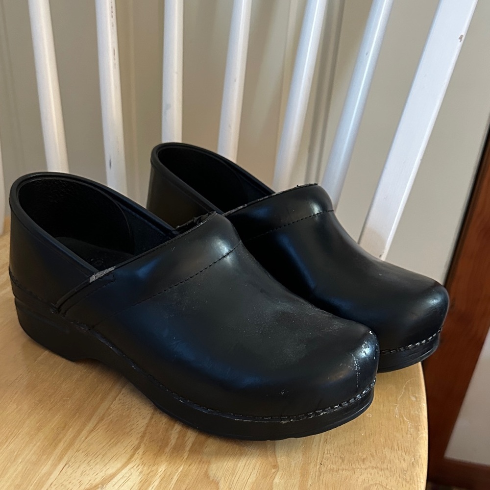 Dansko Black Women's Loafers/clogs size 39